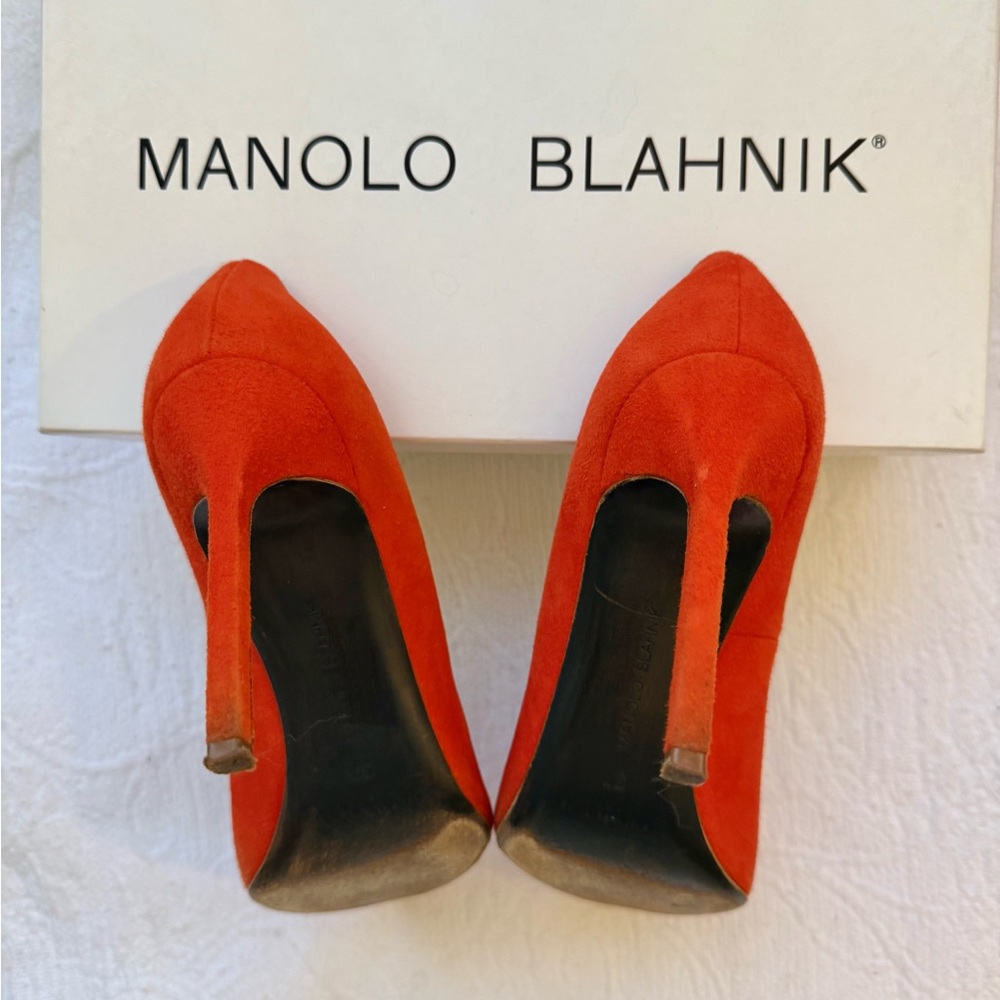 Manolo Blahnik Orange Suede Pumps Size 37 (US 7) Pointed Toe Stiletto Heels - Picture 13 of 13